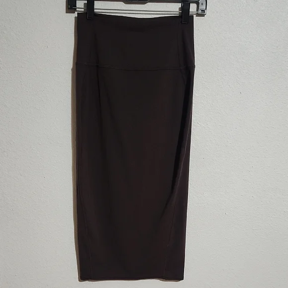 Lululemon Athletica Brown Skirt - Picture 2 of 10